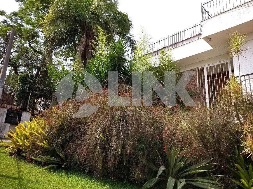 Casa com 6 quartos à venda, 574m2 em Menino Deus, Porto Alegre - RS - imagem 4 Foto 4 de Casa com 6 quartos à venda, 574m2 em Menino Deus, Porto Alegre - RS