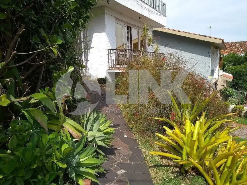 Casa com 6 quartos à venda, 574m2 em Menino Deus, Porto Alegre - RS - imagem 6 Foto 6 de Casa com 6 quartos à venda, 574m2 em Menino Deus, Porto Alegre - RS