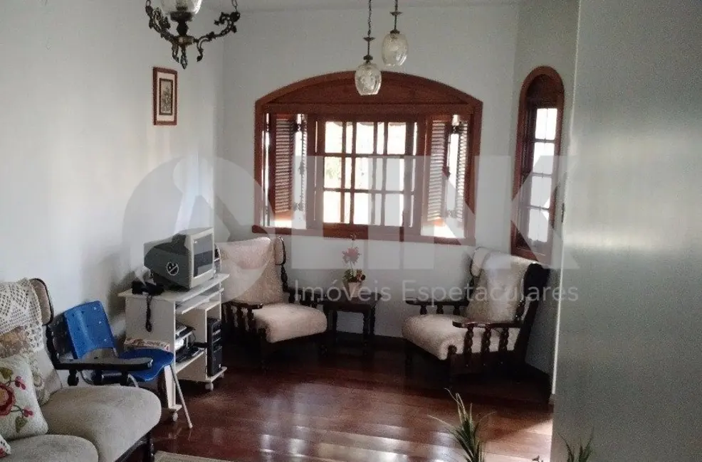 Foto 1 de Casa com 3 quartos à venda, 200m2 em Sarandi, Porto Alegre - RS