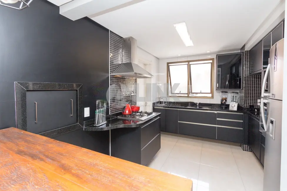 Apartamento com 3 quartos à venda, 181m2 em Mont Serrat, Porto Alegre - RS - imagem 8 Foto 8 de Apartamento com 3 quartos à venda, 181m2 em Mont Serrat, Porto Alegre - RS