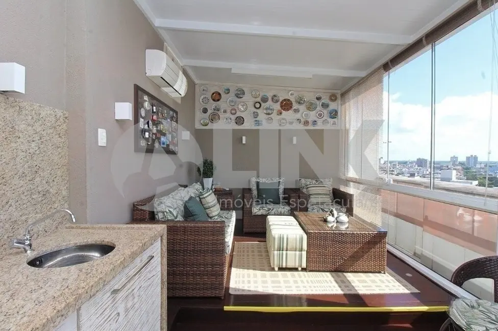 Apartamento com 1 quarto à venda, 160m2 em Higienópolis, Porto Alegre - RS - imagem 5 Foto 5 de Apartamento com 1 quarto à venda, 160m2 em Higienópolis, Porto Alegre - RS