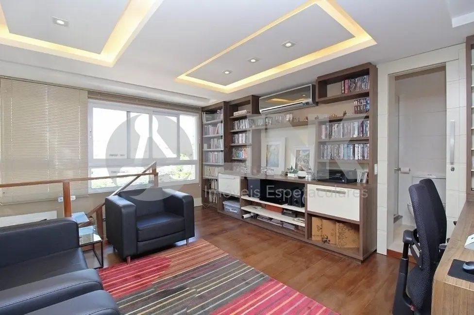 Apartamento com 1 quarto à venda, 160m2 em Higienópolis, Porto Alegre - RS - imagem 1 Foto 1 de Apartamento com 1 quarto à venda, 160m2 em Higienópolis, Porto Alegre - RS