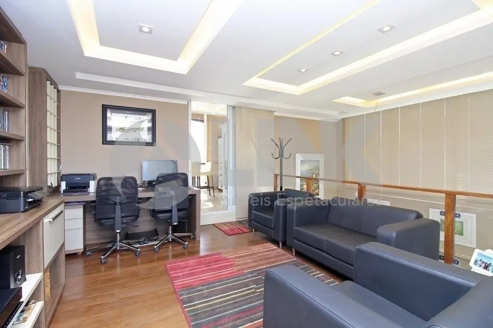 Apartamento com 1 quarto à venda, 160m2 em Higienópolis, Porto Alegre - RS - imagem 4 Foto 4 de Apartamento com 1 quarto à venda, 160m2 em Higienópolis, Porto Alegre - RS