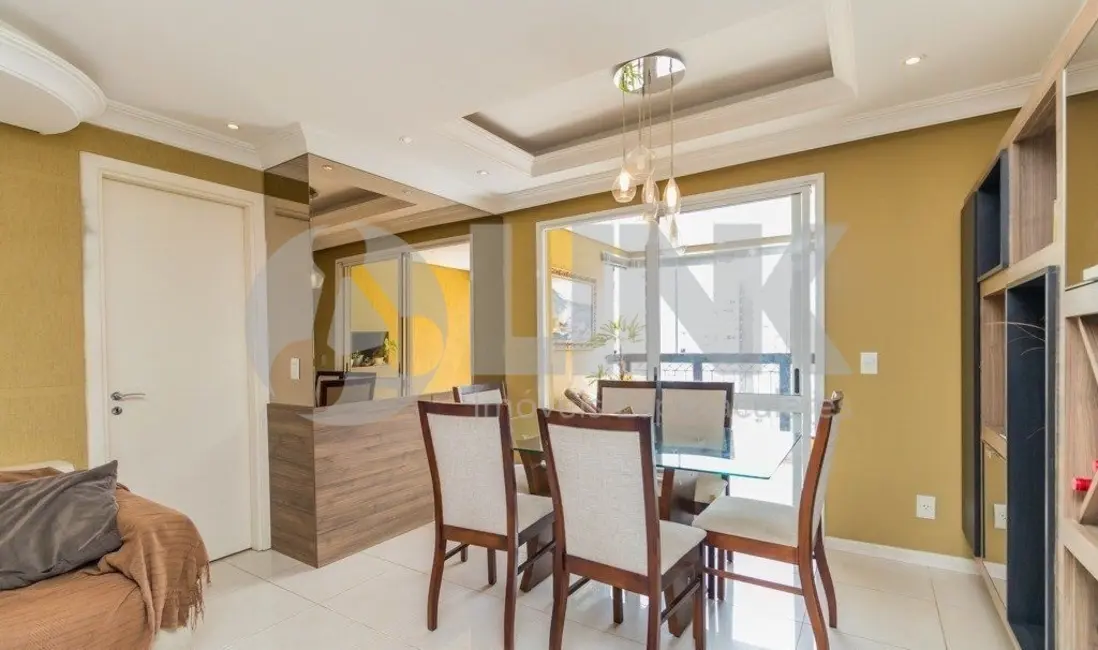 Apartamento com 3 quartos à venda, 95m2 em Passo da Areia, Porto Alegre - RS - imagem 7 Foto 7 de Apartamento com 3 quartos à venda, 95m2 em Passo da Areia, Porto Alegre - RS