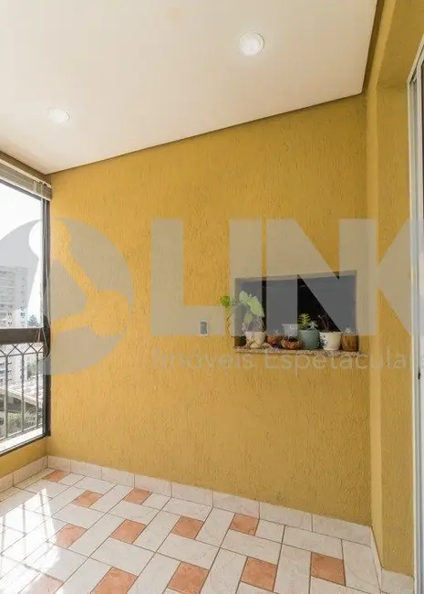 Apartamento com 3 quartos à venda, 95m2 em Passo da Areia, Porto Alegre - RS - imagem 8 Foto 8 de Apartamento com 3 quartos à venda, 95m2 em Passo da Areia, Porto Alegre - RS