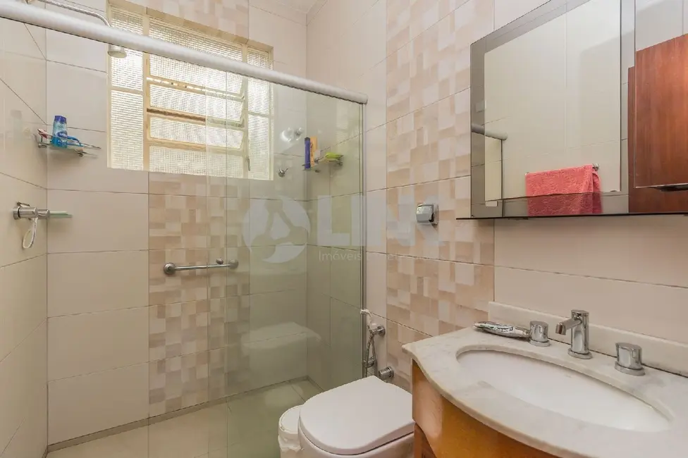 Casa com 3 quartos à venda, 130m2 em Jardim Europa, Porto Alegre - RS - imagem 5 Foto 5 de Casa com 3 quartos à venda, 130m2 em Jardim Europa, Porto Alegre - RS