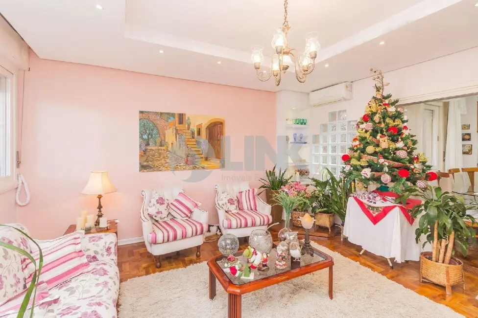 Casa com 3 quartos à venda, 290m2 em Jardim Europa, Porto Alegre - RS - imagem 4 Foto 4 de Casa com 3 quartos à venda, 290m2 em Jardim Europa, Porto Alegre - RS