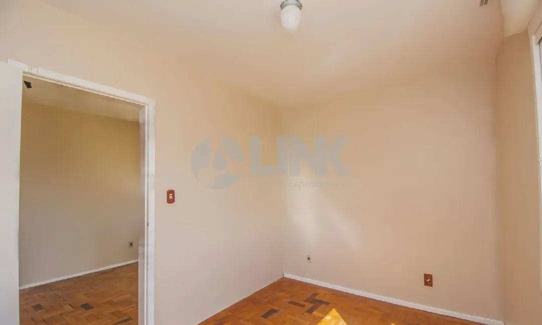 Foto 6 de Apartamento com 1 quarto à venda, 41m2 em Passo da Areia, Porto Alegre - RS