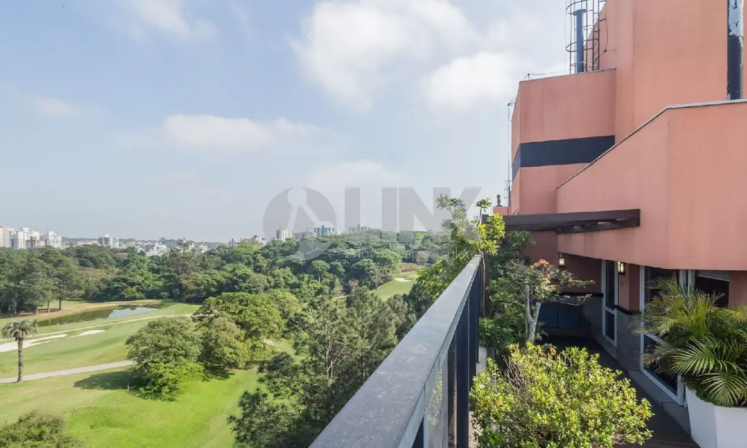 Apartamento com 2 quartos à venda, 200m2 em Passo da Areia, Porto Alegre - RS - imagem 8 Foto 8 de Apartamento com 2 quartos à venda, 200m2 em Passo da Areia, Porto Alegre - RS