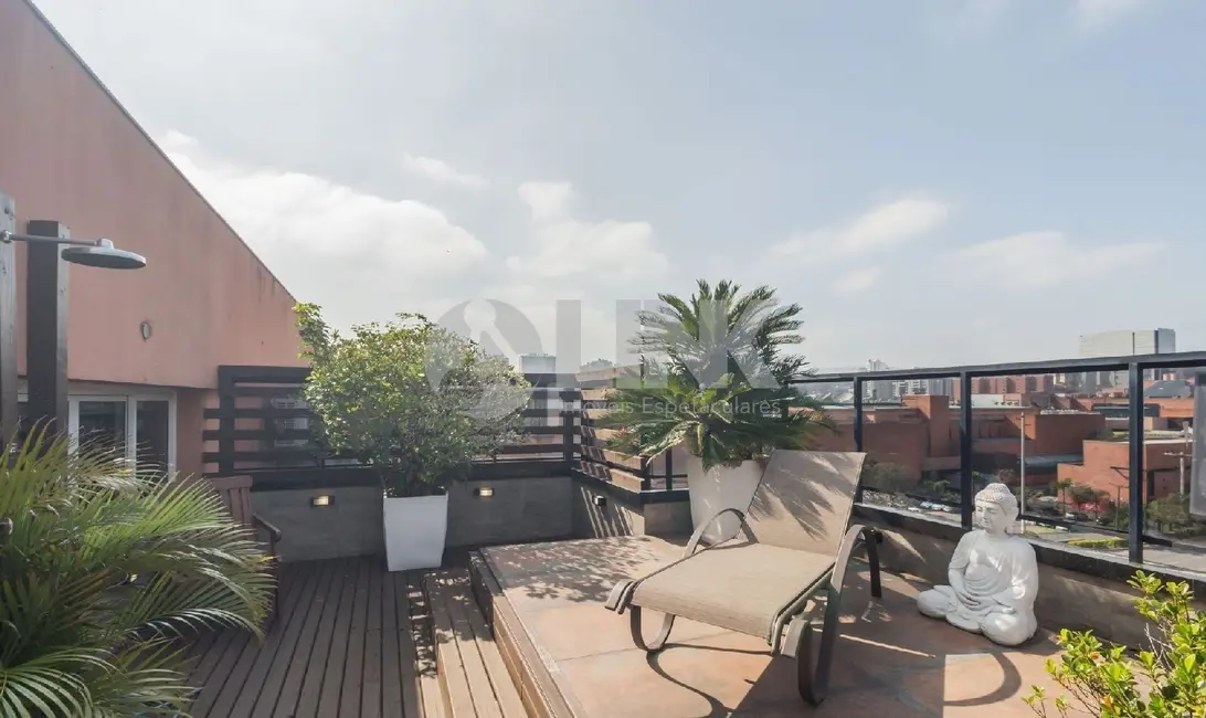 Apartamento com 2 quartos à venda, 200m2 em Passo da Areia, Porto Alegre - RS - imagem 5 Foto 5 de Apartamento com 2 quartos à venda, 200m2 em Passo da Areia, Porto Alegre - RS