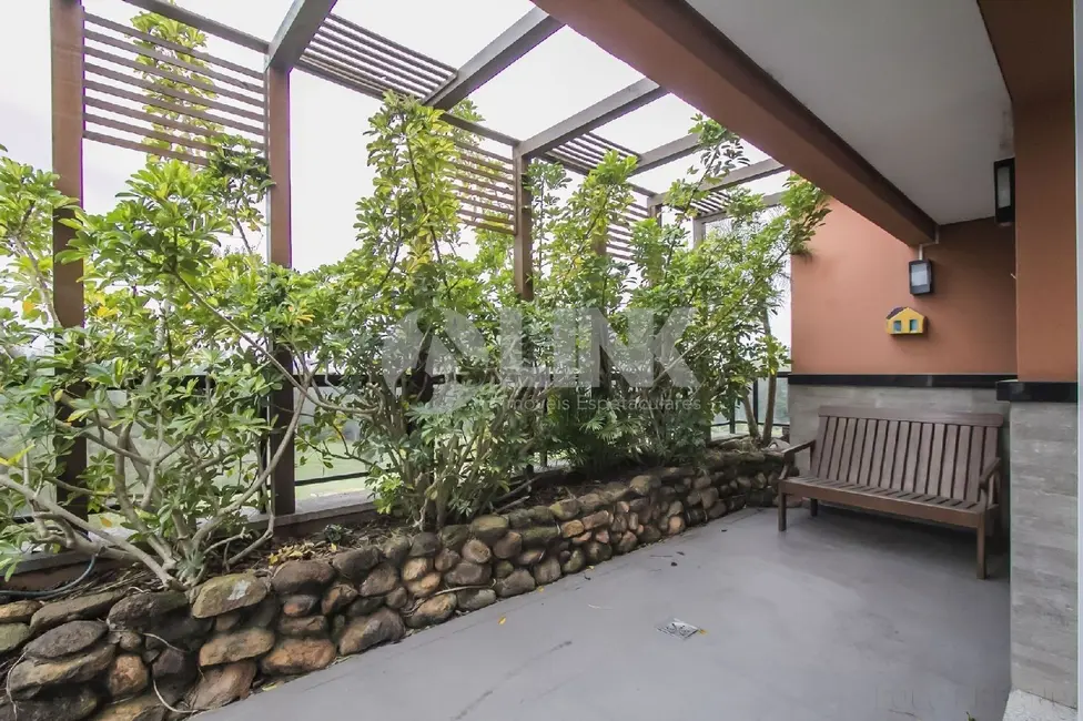 Apartamento com 2 quartos à venda, 200m2 em Passo da Areia, Porto Alegre - RS - imagem 7 Foto 7 de Apartamento com 2 quartos à venda, 200m2 em Passo da Areia, Porto Alegre - RS