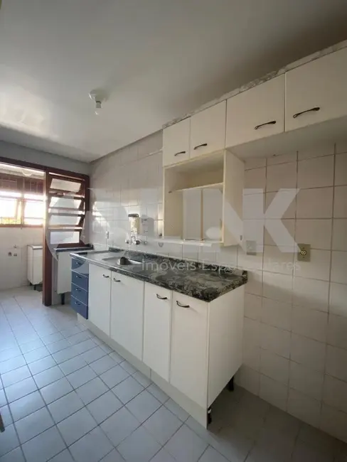 Apartamento com 2 quartos à venda, 65m2 em Petrópolis, Porto Alegre - RS - imagem 6 Foto 6 de Apartamento com 2 quartos à venda, 65m2 em Petrópolis, Porto Alegre - RS