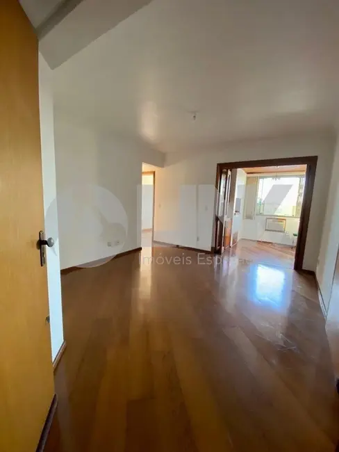 Apartamento com 2 quartos à venda, 65m2 em Petrópolis, Porto Alegre - RS - imagem 8 Foto 8 de Apartamento com 2 quartos à venda, 65m2 em Petrópolis, Porto Alegre - RS