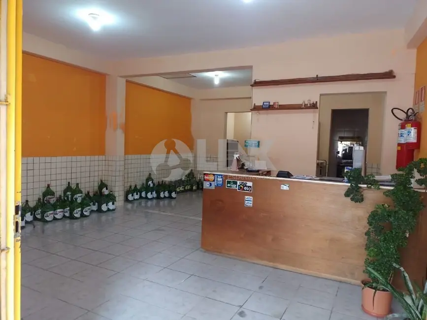 Casa com 1 quarto à venda, 70m2 em Menino Deus, Porto Alegre - RS - imagem 2 Foto 2 de Casa com 1 quarto à venda, 70m2 em Menino Deus, Porto Alegre - RS