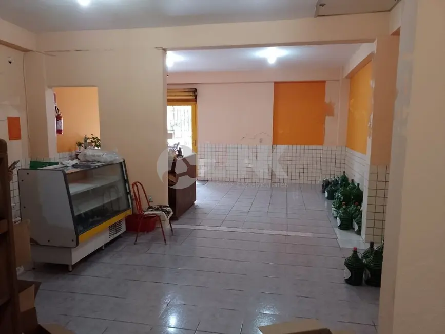 Casa com 1 quarto à venda, 70m2 em Menino Deus, Porto Alegre - RS - imagem 1 Foto 1 de Casa com 1 quarto à venda, 70m2 em Menino Deus, Porto Alegre - RS