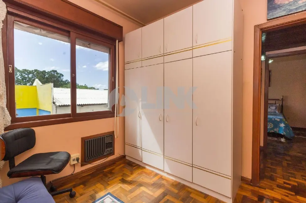 Apartamento com 2 quartos à venda, 64m2 em Passo da Areia, Porto Alegre - RS - imagem 7 Foto 7 de Apartamento com 2 quartos à venda, 64m2 em Passo da Areia, Porto Alegre - RS