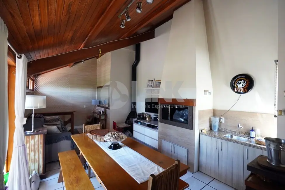 Apartamento com 3 quartos à venda, 120m2 em Moinhos de Vento, Porto Alegre - RS - imagem 4 Foto 4 de Apartamento com 3 quartos à venda, 120m2 em Moinhos de Vento, Porto Alegre - RS