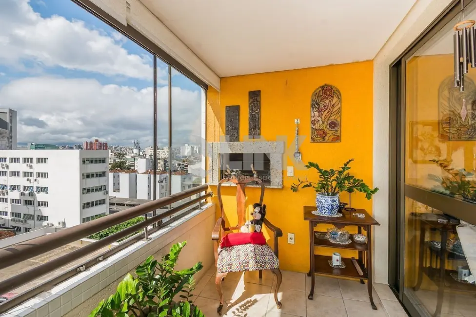 Apartamento com 3 quartos à venda, 100m2 em Menino Deus, Porto Alegre - RS - imagem 6 Foto 6 de Apartamento com 3 quartos à venda, 100m2 em Menino Deus, Porto Alegre - RS