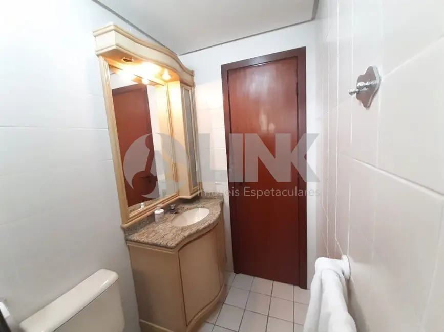 Foto 6 de Apartamento com 3 quartos à venda, 100m2 em Mont Serrat, Porto Alegre - RS