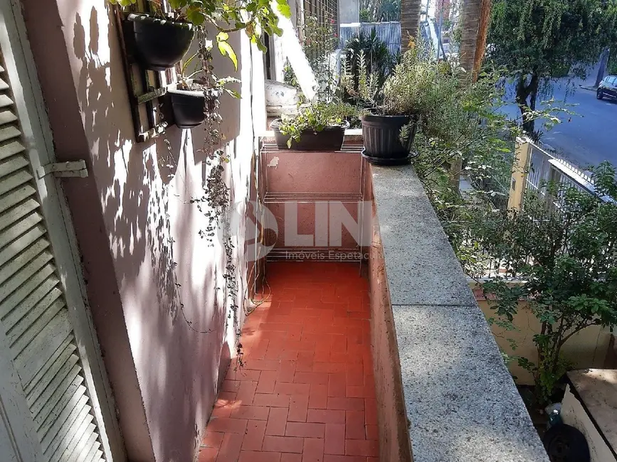 Casa com 3 quartos à venda, 140m2 em Santana, Porto Alegre - RS - imagem 5 Foto 5 de Casa com 3 quartos à venda, 140m2 em Santana, Porto Alegre - RS