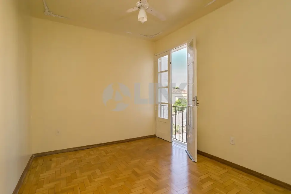 Apartamento com 3 quartos à venda, 81m2 em Azenha, Porto Alegre - RS - imagem 9 Foto 9 de Apartamento com 3 quartos à venda, 81m2 em Azenha, Porto Alegre - RS