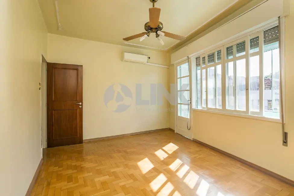 Apartamento com 3 quartos à venda, 81m2 em Azenha, Porto Alegre - RS - imagem 2 Foto 2 de Apartamento com 3 quartos à venda, 81m2 em Azenha, Porto Alegre - RS
