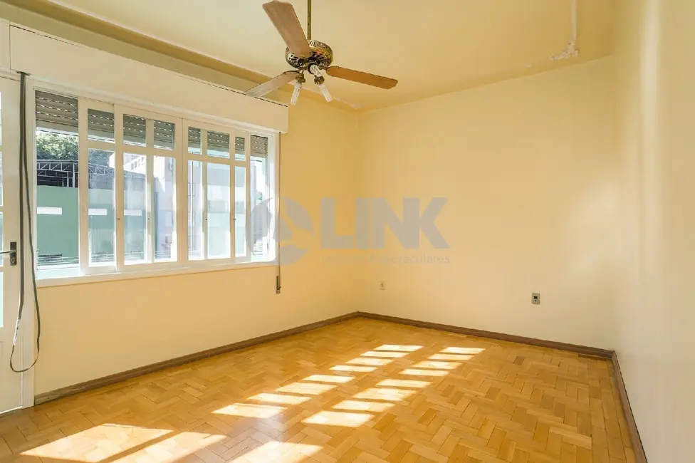 Apartamento com 3 quartos à venda, 81m2 em Azenha, Porto Alegre - RS - imagem 1 Foto 1 de Apartamento com 3 quartos à venda, 81m2 em Azenha, Porto Alegre - RS