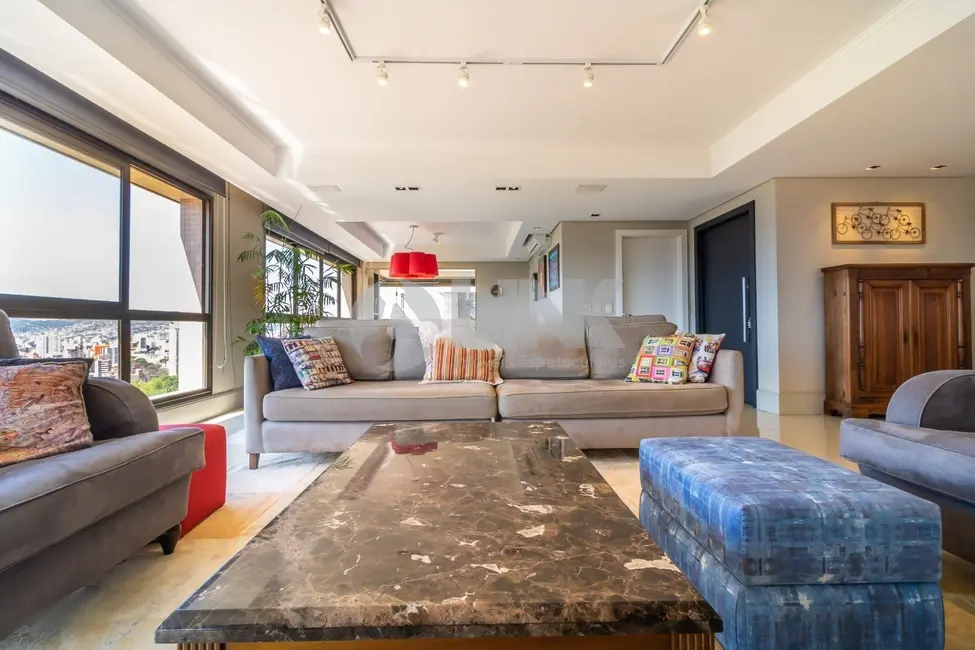Apartamento com 3 quartos à venda, 204m2 em Mont Serrat, Porto Alegre - RS - imagem 9 Foto 9 de Apartamento com 3 quartos à venda, 204m2 em Mont Serrat, Porto Alegre - RS