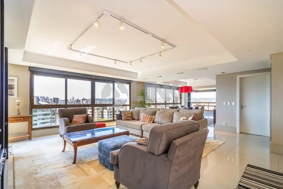 Apartamento com 3 quartos à venda, 204m2 em Mont Serrat, Porto Alegre - RS - imagem 4 Foto 4 de Apartamento com 3 quartos à venda, 204m2 em Mont Serrat, Porto Alegre - RS