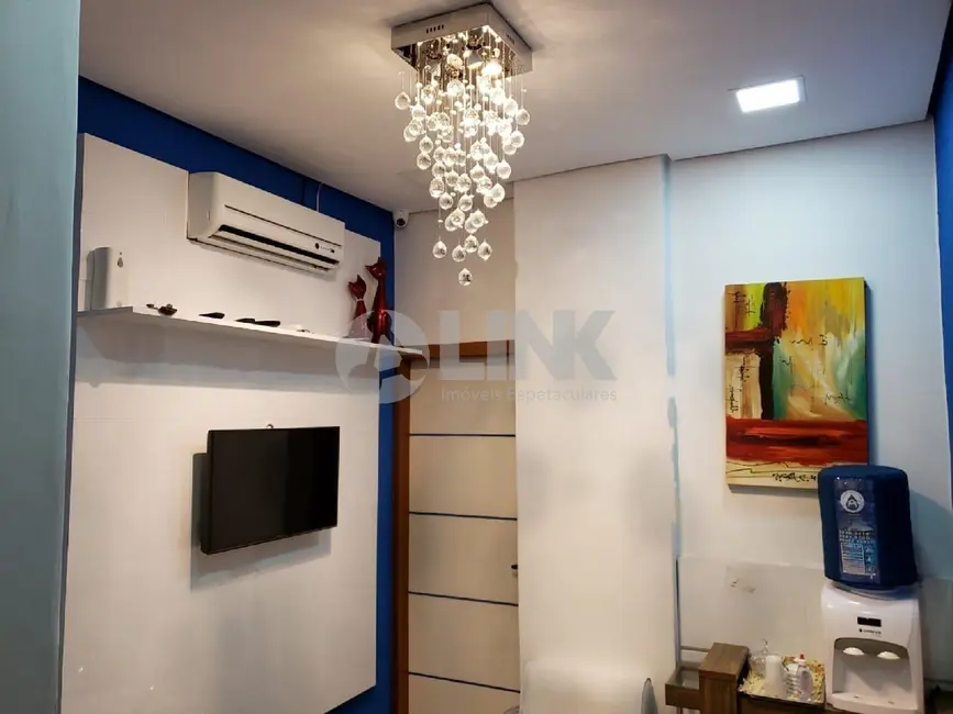 Sala Comercial à venda, 55m2 em Centro Histórico, Porto Alegre - RS - imagem 9 Foto 9 de Sala Comercial à venda, 55m2 em Centro Histórico, Porto Alegre - RS