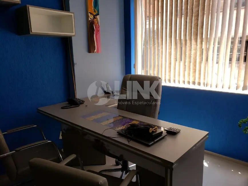 Sala Comercial à venda, 55m2 em Centro Histórico, Porto Alegre - RS - imagem 3 Foto 3 de Sala Comercial à venda, 55m2 em Centro Histórico, Porto Alegre - RS