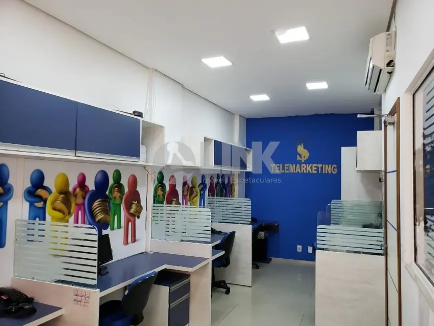 Sala Comercial à venda, 55m2 em Centro Histórico, Porto Alegre - RS - imagem 2 Foto 2 de Sala Comercial à venda, 55m2 em Centro Histórico, Porto Alegre - RS