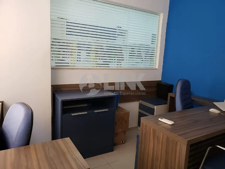 Sala Comercial à venda, 55m2 em Centro Histórico, Porto Alegre - RS - imagem 8 Foto 8 de Sala Comercial à venda, 55m2 em Centro Histórico, Porto Alegre - RS
