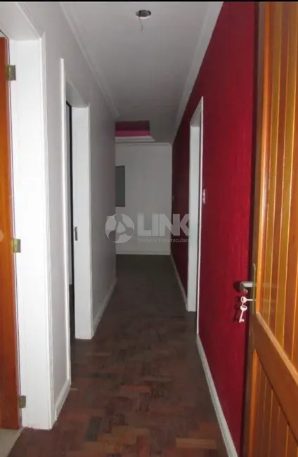 Foto 9 de Casa com 7 quartos à venda, 300m2 em Sarandi, Porto Alegre - RS