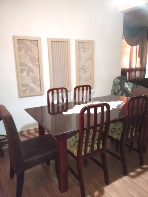 Casa com 3 quartos à venda, 160m2 em Anchieta, Porto Alegre - RS - imagem 3 Foto 3 de Casa com 3 quartos à venda, 160m2 em Anchieta, Porto Alegre - RS