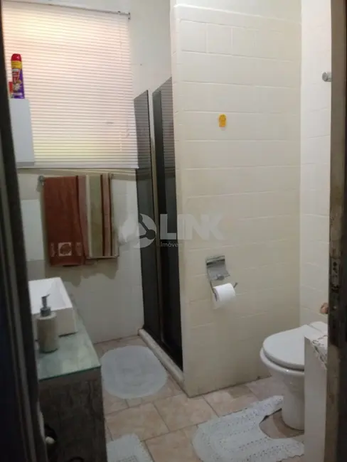 Casa com 3 quartos à venda, 160m2 em Anchieta, Porto Alegre - RS - imagem 7 Foto 7 de Casa com 3 quartos à venda, 160m2 em Anchieta, Porto Alegre - RS