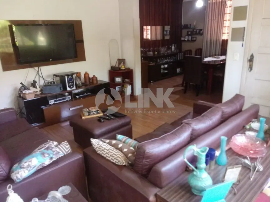 Foto 1 de Casa com 3 quartos à venda, 160m2 em Anchieta, Porto Alegre - RS
