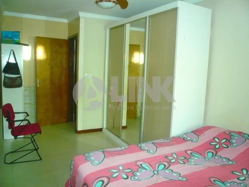 Casa com 3 quartos à venda, 103m2 em Sarandi, Porto Alegre - RS - imagem 9 Foto 9 de Casa com 3 quartos à venda, 103m2 em Sarandi, Porto Alegre - RS