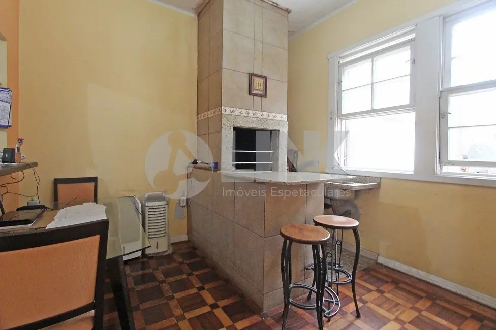 Casa com 3 quartos à venda, 370m2 em Floresta, Porto Alegre - RS - imagem 6 Foto 6 de Casa com 3 quartos à venda, 370m2 em Floresta, Porto Alegre - RS