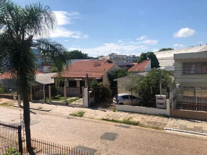 Casa com 5 quartos à venda, 203m2 em Sarandi, Porto Alegre - RS - imagem 3 Foto 3 de Casa com 5 quartos à venda, 203m2 em Sarandi, Porto Alegre - RS