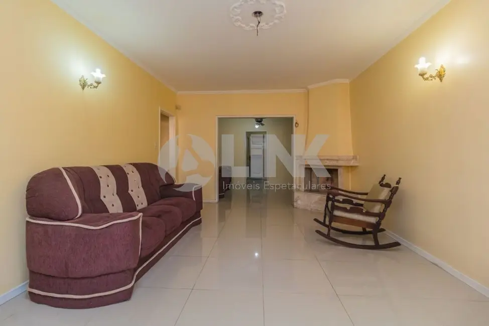 Casa com 3 quartos à venda, 180m2 em Sarandi, Porto Alegre - RS - imagem 4 Foto 4 de Casa com 3 quartos à venda, 180m2 em Sarandi, Porto Alegre - RS