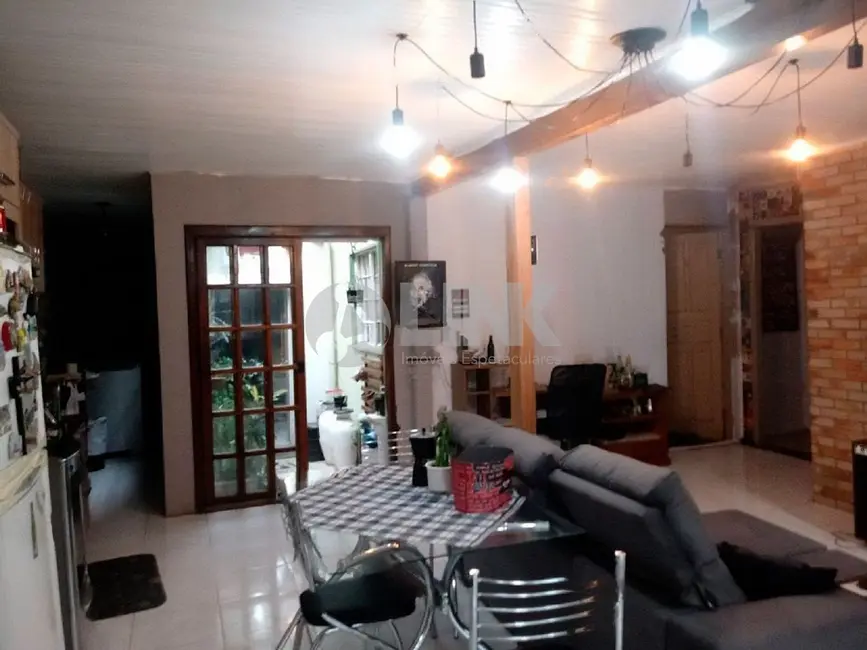 Casa com 3 quartos à venda, 100m2 em Parque Santa Fé, Porto Alegre - RS - imagem 4 Foto 4 de Casa com 3 quartos à venda, 100m2 em Parque Santa Fé, Porto Alegre - RS