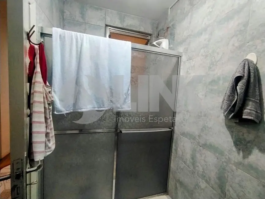 Apartamento com 3 quartos à venda, 70m2 em Centro Histórico, Porto Alegre - RS - imagem 7 Foto 7 de Apartamento com 3 quartos à venda, 70m2 em Centro Histórico, Porto Alegre - RS