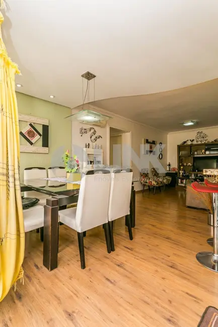 Apartamento com 3 quartos à venda, 89m2 em Vila Ipiranga, Porto Alegre - RS - imagem 8 Foto 8 de Apartamento com 3 quartos à venda, 89m2 em Vila Ipiranga, Porto Alegre - RS