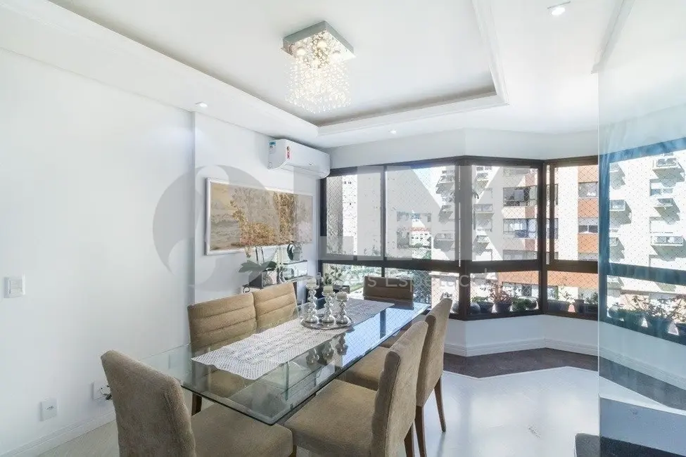 Apartamento com 3 quartos à venda, 89m2 em Vila Ipiranga, Porto Alegre - RS - imagem 7 Foto 7 de Apartamento com 3 quartos à venda, 89m2 em Vila Ipiranga, Porto Alegre - RS