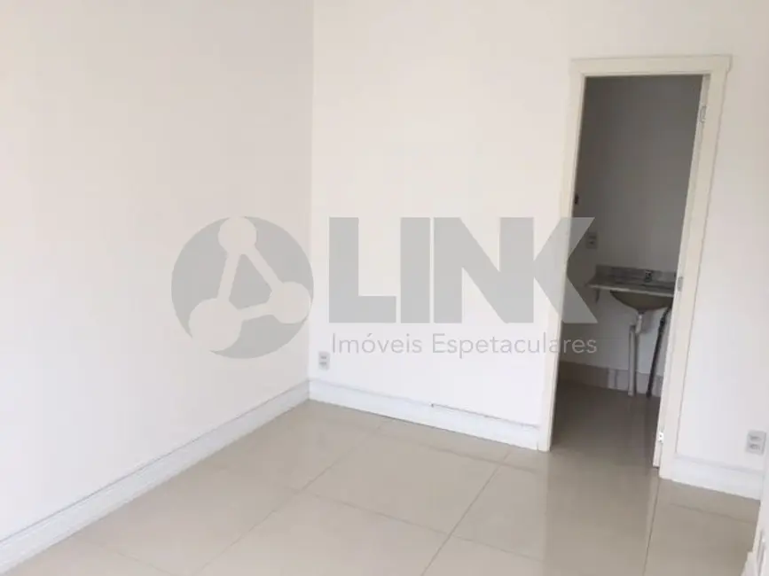Foto 5 de Apartamento com 2 quartos à venda, 66m2 em Santo Antônio, Porto Alegre - RS