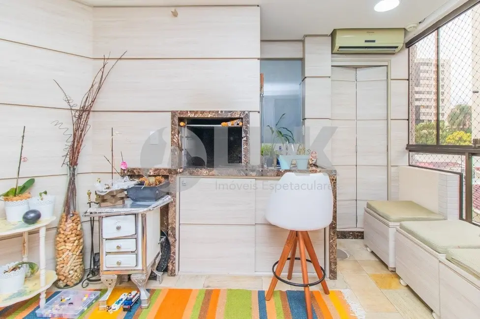 Apartamento com 3 quartos à venda, 178m2 em Petrópolis, Porto Alegre - RS - imagem 6 Foto 6 de Apartamento com 3 quartos à venda, 178m2 em Petrópolis, Porto Alegre - RS