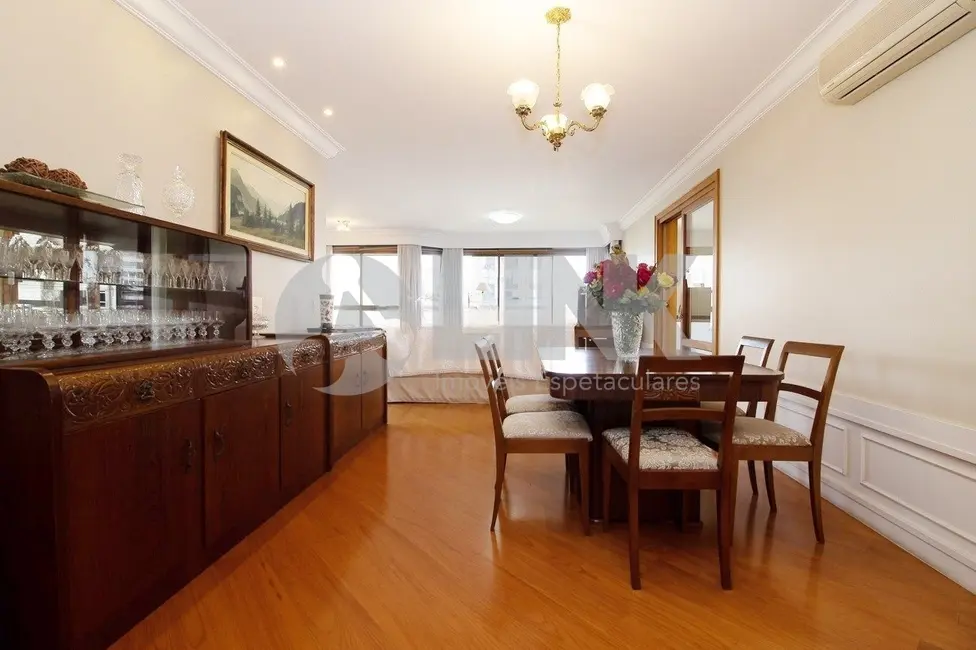 Foto 8 de Apartamento com 3 quartos à venda, 156m2 em Petrópolis, Porto Alegre - RS