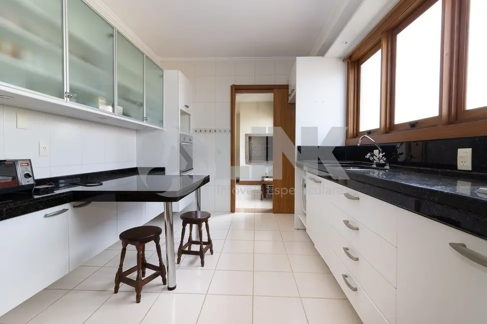 Foto 7 de Apartamento com 3 quartos à venda, 156m2 em Petrópolis, Porto Alegre - RS