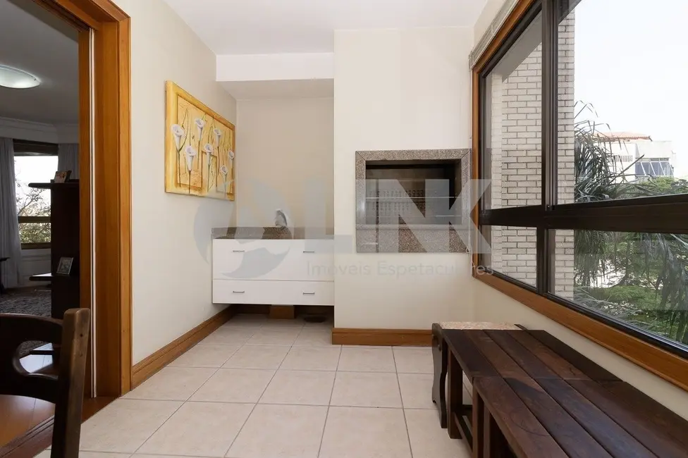 Foto 4 de Apartamento com 3 quartos à venda, 156m2 em Petrópolis, Porto Alegre - RS